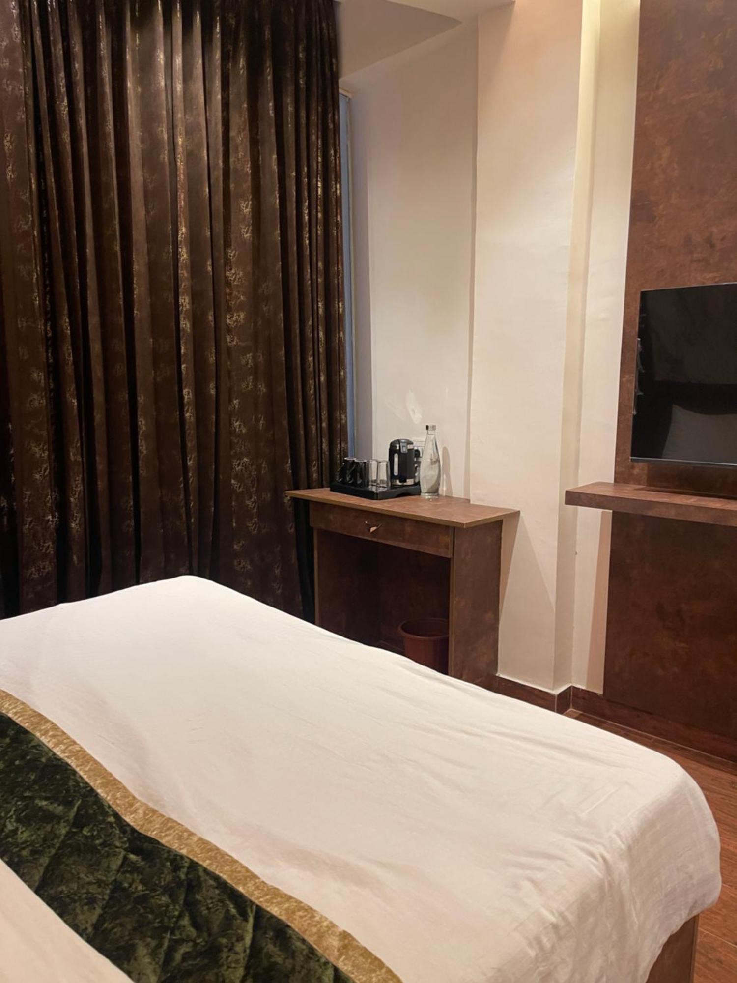 The Taaj Inn Bangalore Eksteriør billede