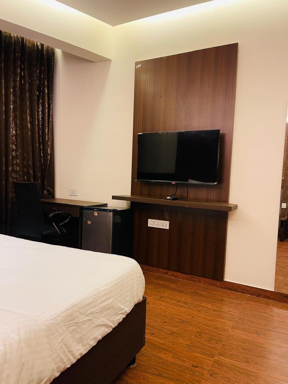 The Taaj Inn Bangalore Eksteriør billede